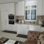 In The Heart Of Plovdiv&free Parking Appartement *