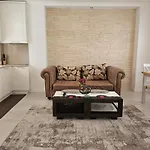 In The Heart Of Plovdiv&free Parking Appartement