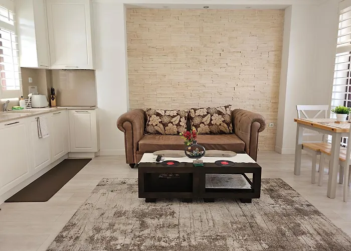 In The Heart Of Plovdiv&free Parking Apartament